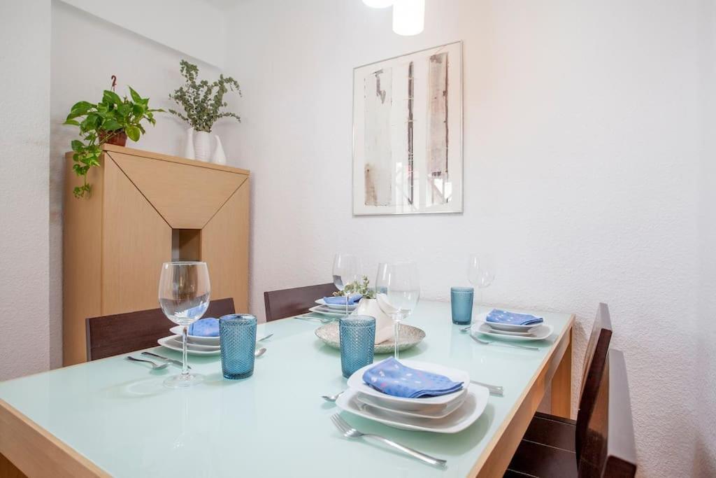 Precioso Piso Moderno: Terraza, A/C, Netflix, Wifi Apartment Valencia Ngoại thất bức ảnh