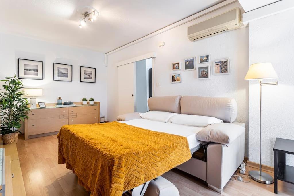 Precioso Piso Moderno: Terraza, A/C, Netflix, Wifi Apartment Valencia Ngoại thất bức ảnh