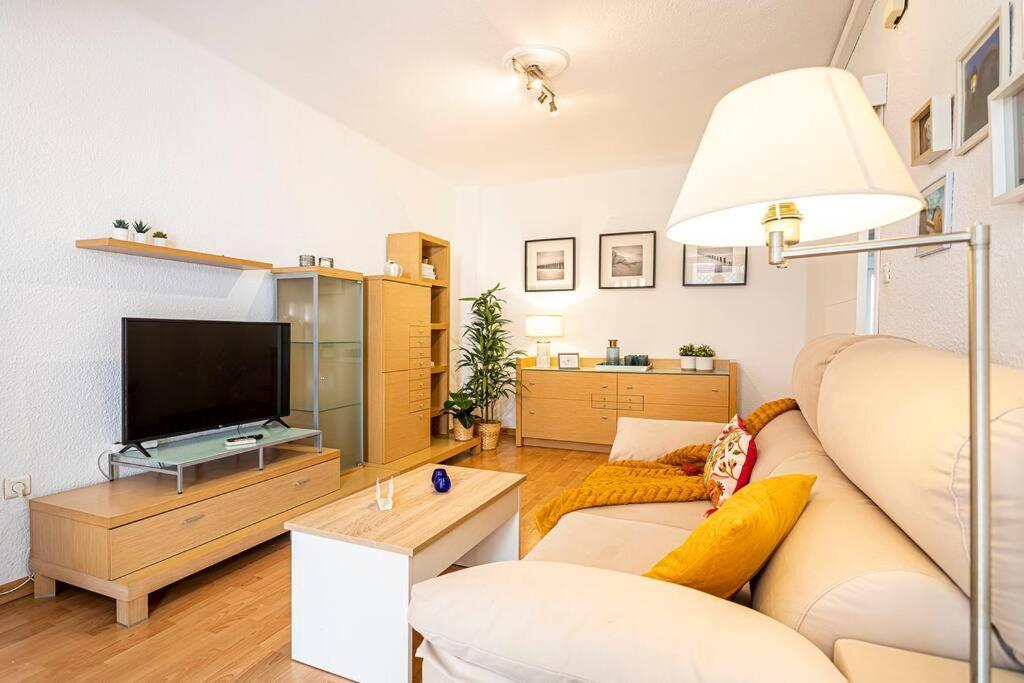 Precioso Piso Moderno: Terraza, A/C, Netflix, Wifi Apartment Valencia Ngoại thất bức ảnh