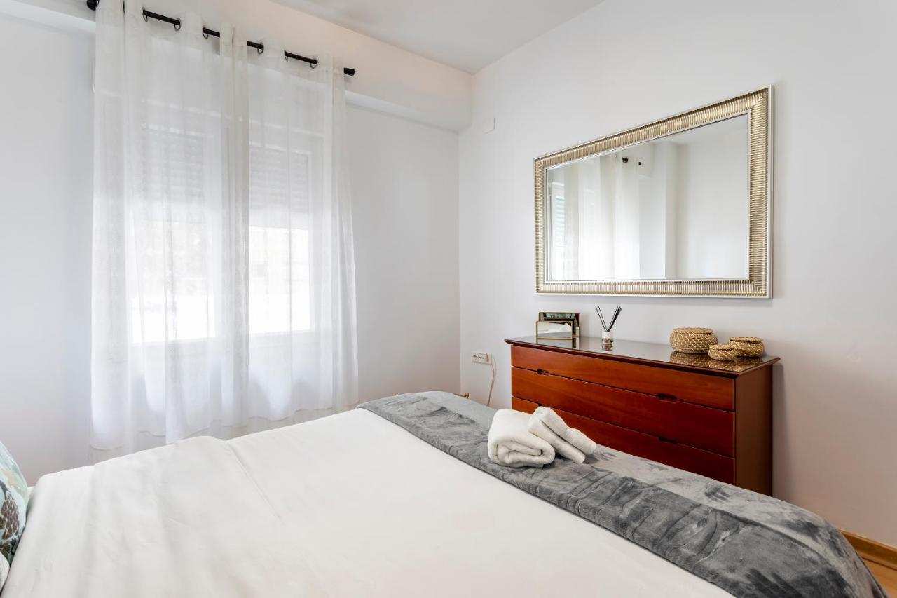 Precioso Piso Moderno: Terraza, A/C, Netflix, Wifi Apartment Valencia Ngoại thất bức ảnh
